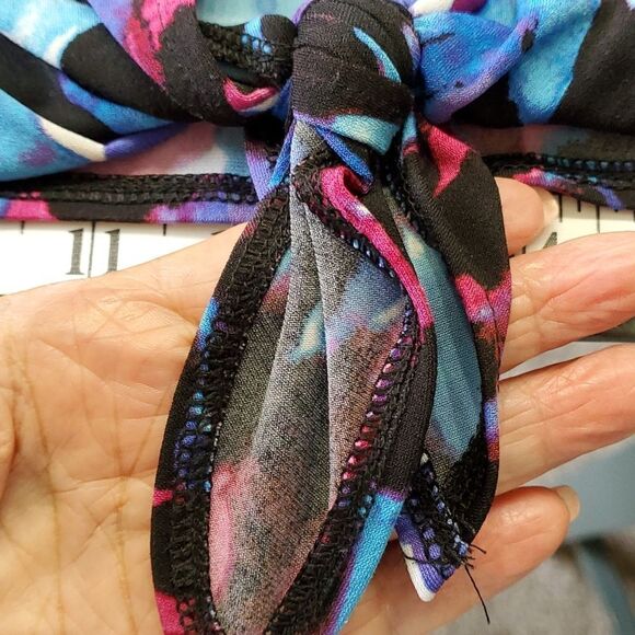 Dana Buchman XL blouse. 3/4 sleeves with tie at bottom. Blue. Black & pu… - Picture 4 of 6